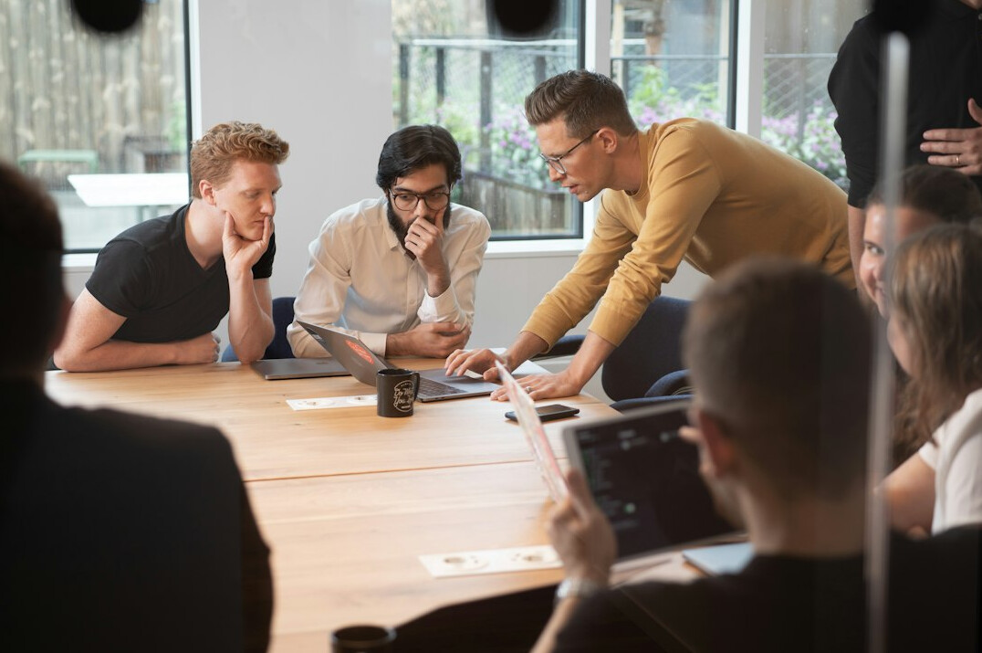business team meeting discussion