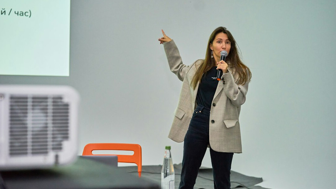 executive giving speech